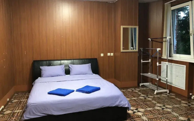 Port House - Hostel