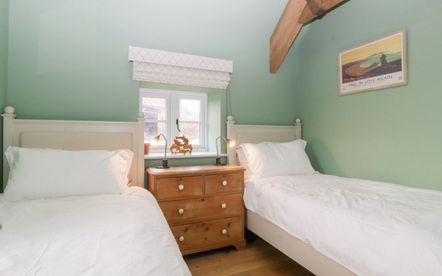 Velindra Farm Cottage