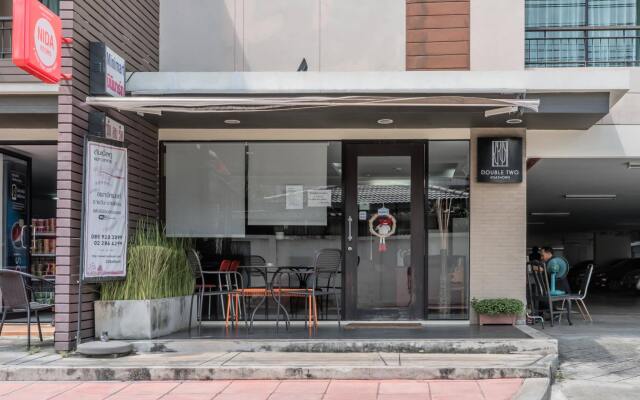 Отель Double Two at Sathorn Таиланд, Бангкок - отзывы, цены и фото номеров - забронировать отель Double Two at Sathorn онлайн вид на фасад