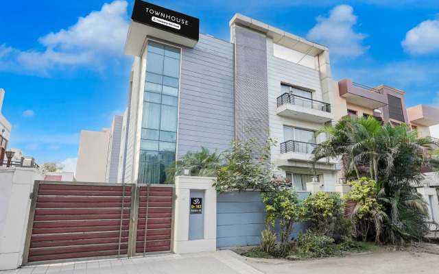 Townhouse Sector 51 Noida
