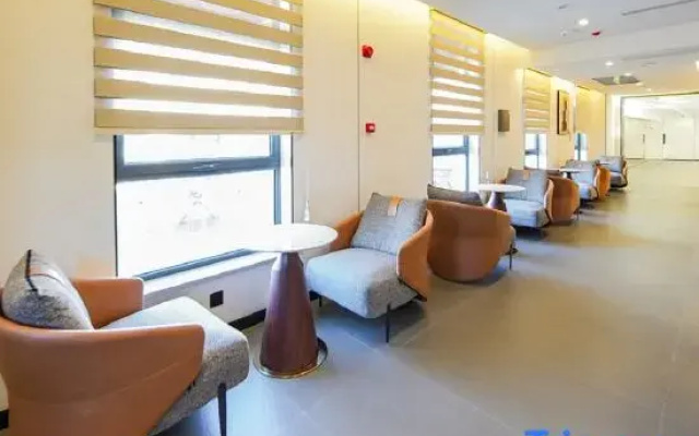 Guanlan Yue Hot Spring Holiday Hotel