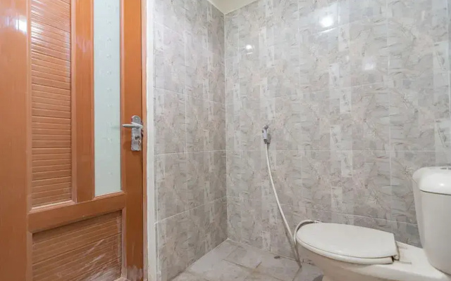 The Lima Guest House Syariah RedPartner