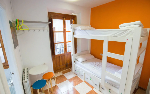 Oh My Hostel