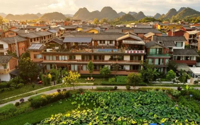 Puzhehei pinxiangge heyuan inn