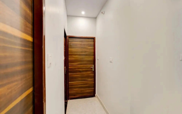 Deluxe OYO IIT BHU Varanasi