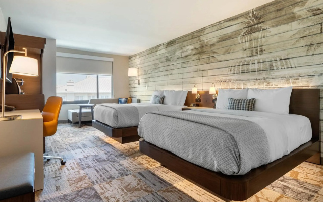 DoubleTree by Hilton Charleston Riverview