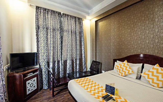 OYO 12086 Hotel Panchsheel