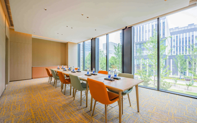 EVEN Hotel Shanghai Expo by IHG