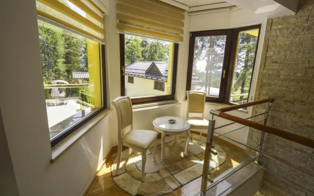 Villa Golden Hill