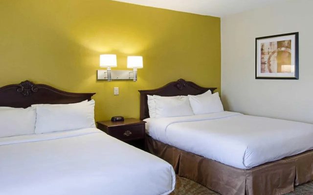 Suburban Extended Stay Hotel Worcester