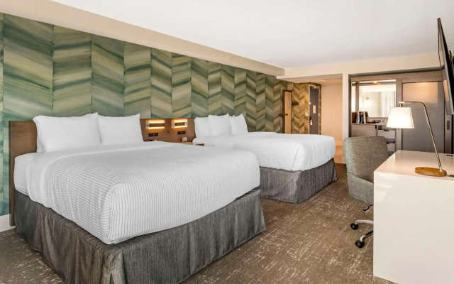Cambria Hotel Ocean City - Bayfront