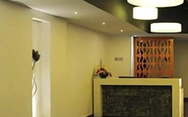 Ampa Skywalk Hotel