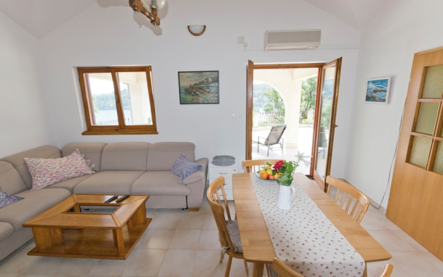 Apartment Ina