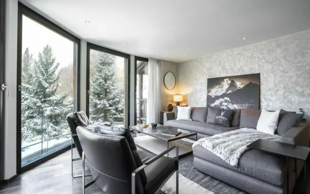 Charming 4-bedroom Apartment in the Heart of Zermatt