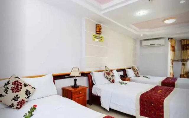 House Land Hotel 2 Da Nang by ZUZU