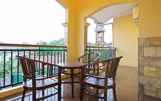 OYO 931 Dara Dewi Homestay