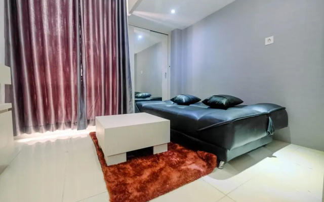 Minimalist and Stylish Studio Dave Apartment By Travelio