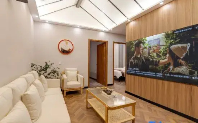 Muguang Yunman Homestay (Xi'an Huimin Street Sajinqiao Subway Station)