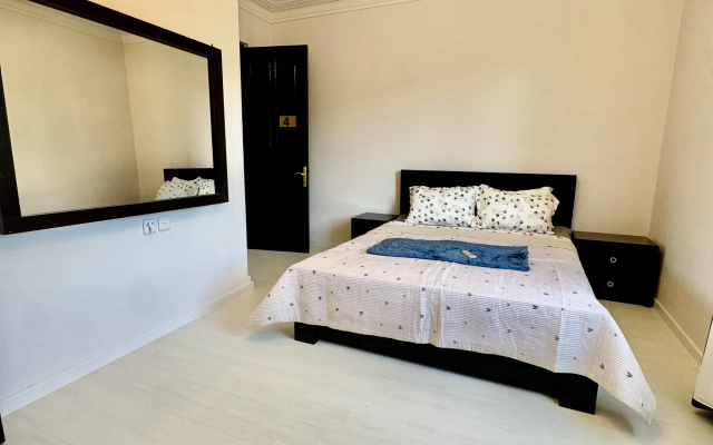 Guest rooms · Tbilisi — photo 43
