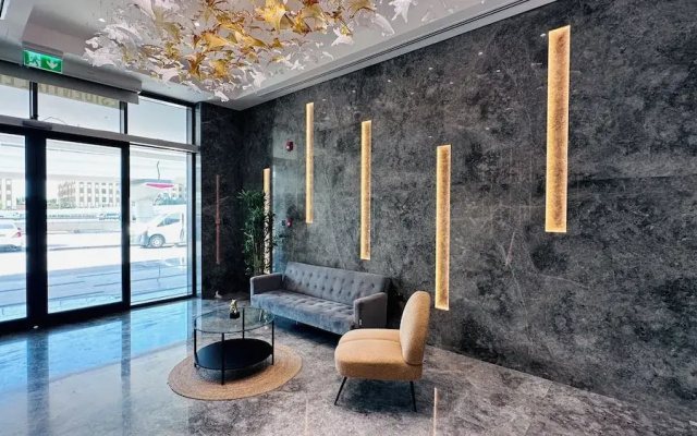 Palette Lavish Apartments At Concord Tower With Rooftop Pool