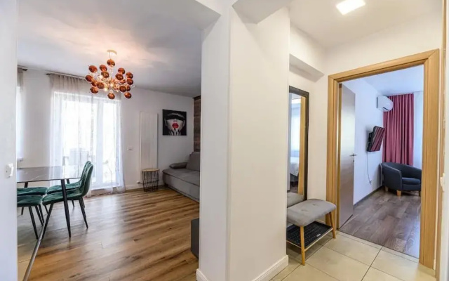 MoHost Alpine Calm - 2BR Hideaway