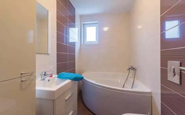 Amazing Home in Medulin With Wifi and 3 Bedrooms