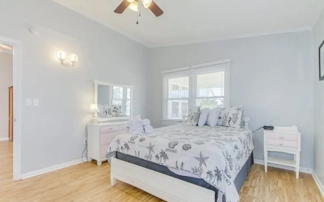 Garden City Beach House Escape!