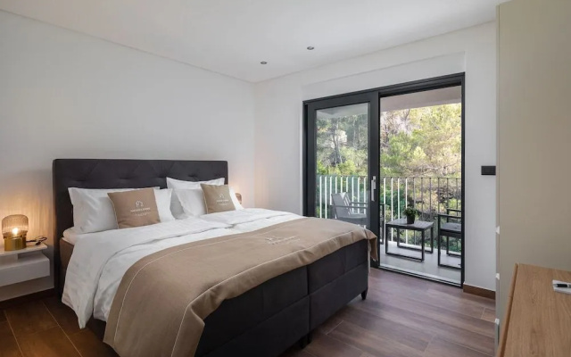 House & Home Slatine