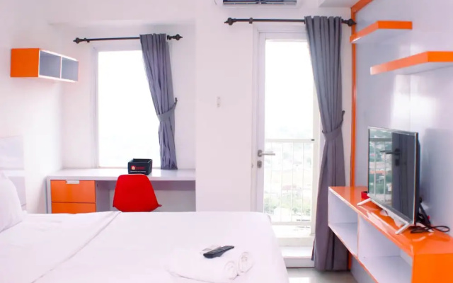 Best Deal And Comfy Studio Tamansari Mahogany Apartment