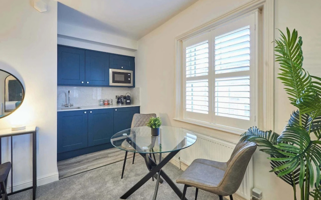Host Stay The Langley Hotel Apartment 8