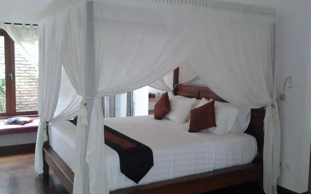 Villa Sarah Jaya