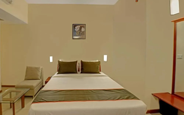 Collection O 40332 Hotel Casa Meridian