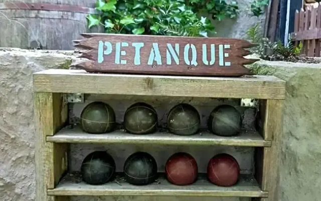 B&B Wood, Food & More