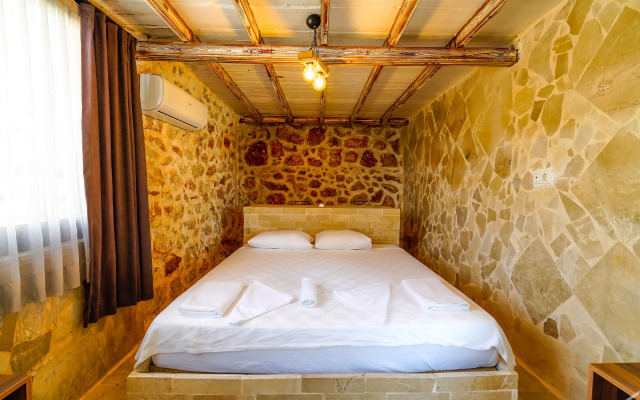 Mojo Boutique Hotel