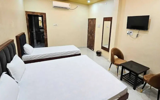 Ojas Royale - Banquet and Hotel