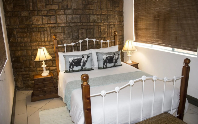 Avalone Guest House