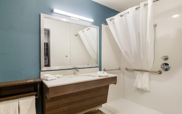 WoodSpring Suites Thornton-North Denver