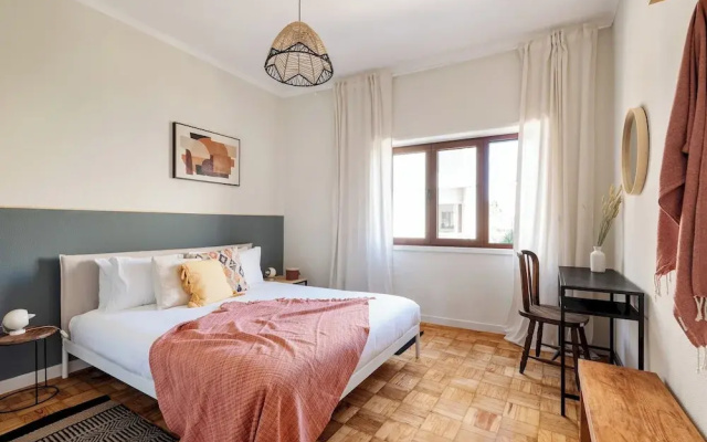 Breinr · Trendy and Spacious 3BR Family Home