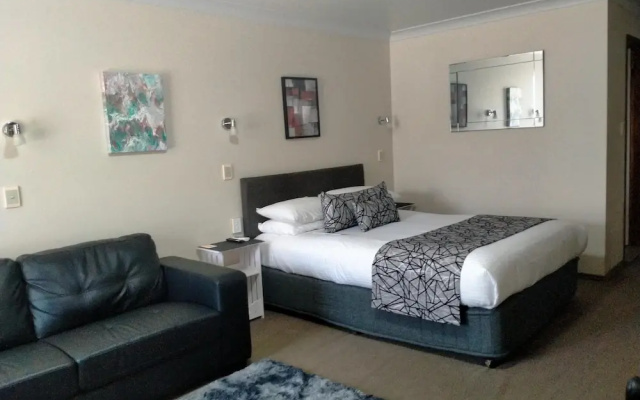 Sandstock Motor Inn