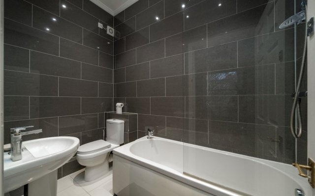 Skyvillion Canary Wharf Serenity