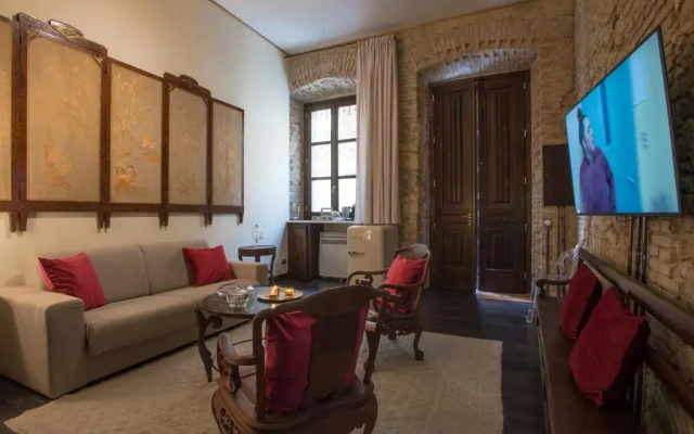 Suite via Sulis 61
