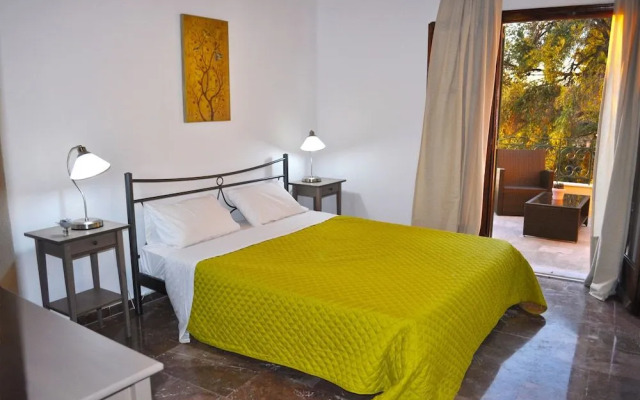 Holiday House Angelos C on Agios Gordios Beach