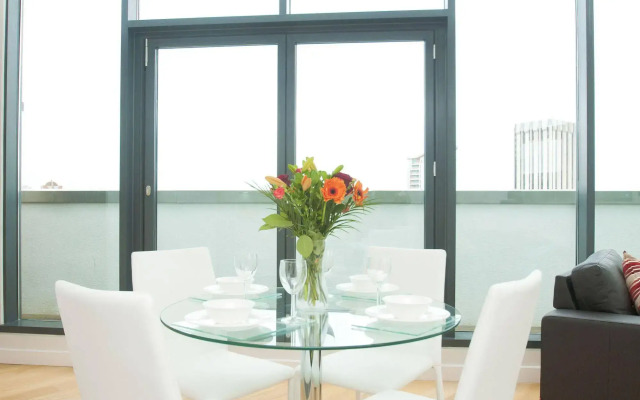 Cleyro Serviced Apartments-Finzels Reach