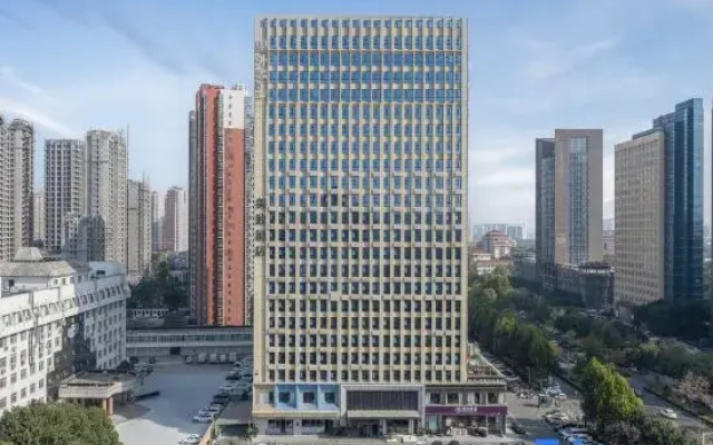 Meizhi Hotel (Zhumadian Municipal Government Hualong International Branch)