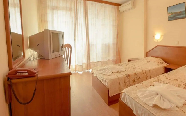 Hotel Shipka Beach