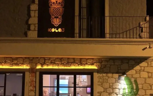 kolaj otel