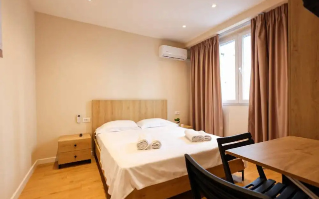 Grandstay Tirana Central 01