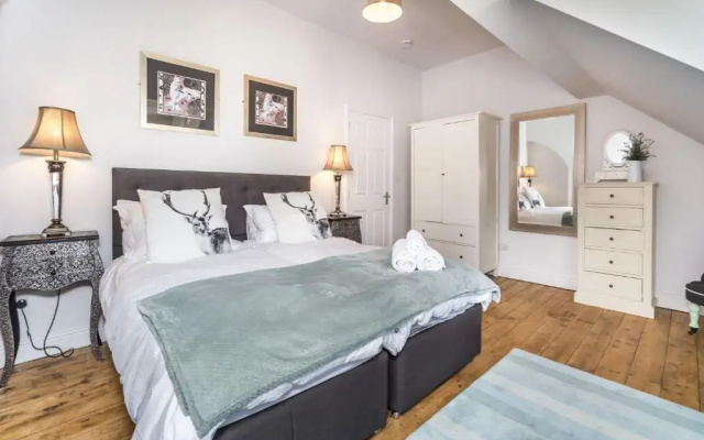 7 The Townhouse