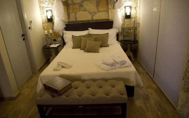 Five Senses Luxury Villas