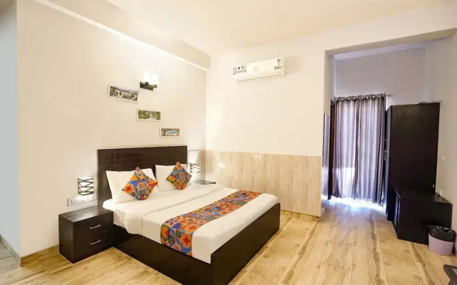 Fabhotel Vraj Inn